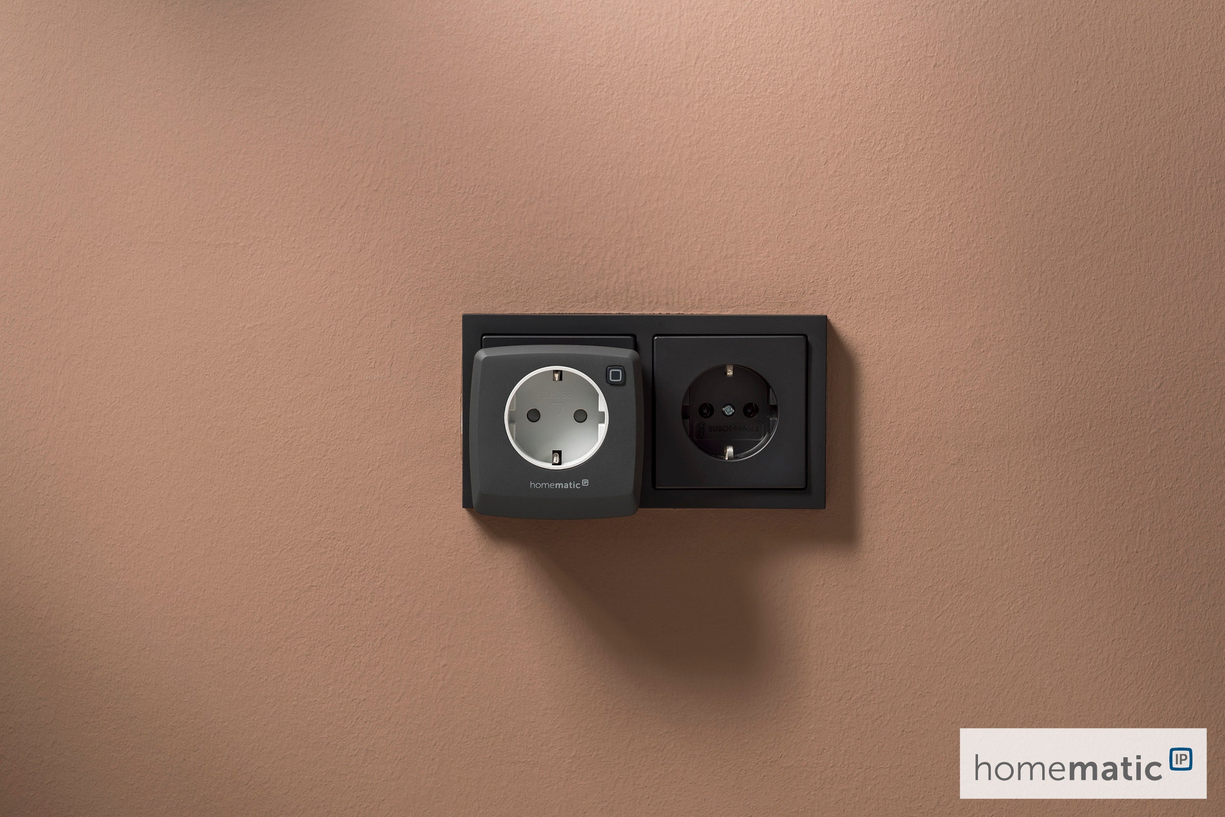 Homematic IP Dimmer-Steckdose – Phasenabschnitt, anthrazit